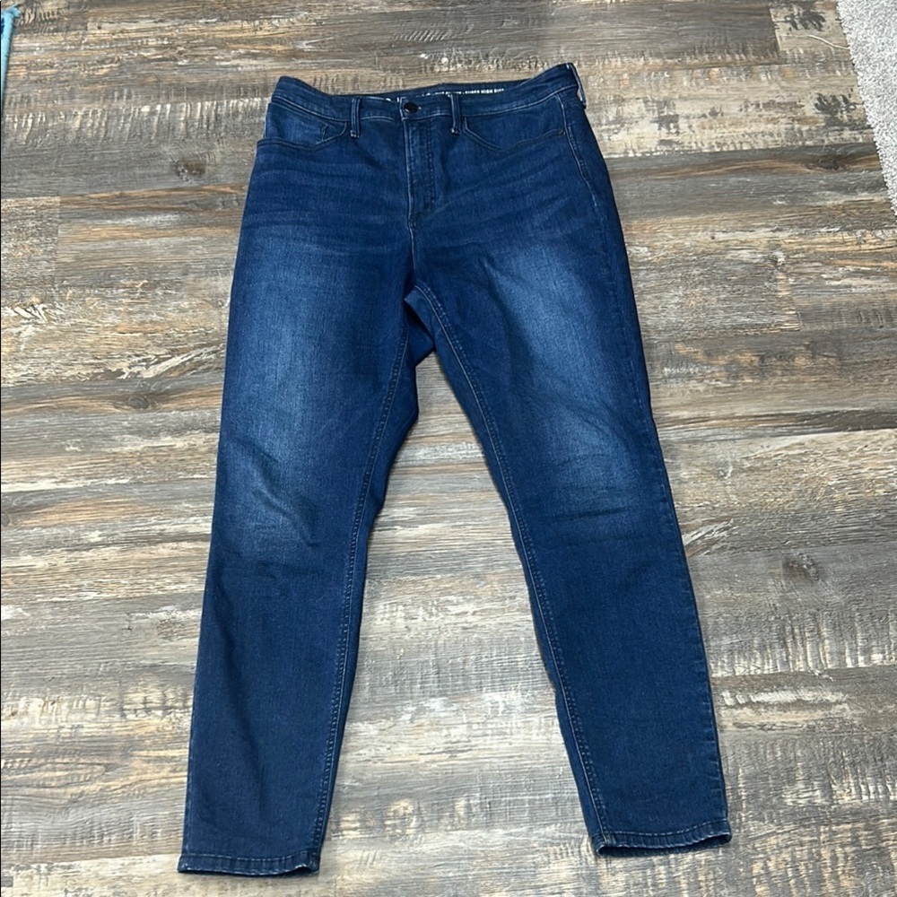 R Jeans High Rise Blue Jeans with Slim Fit